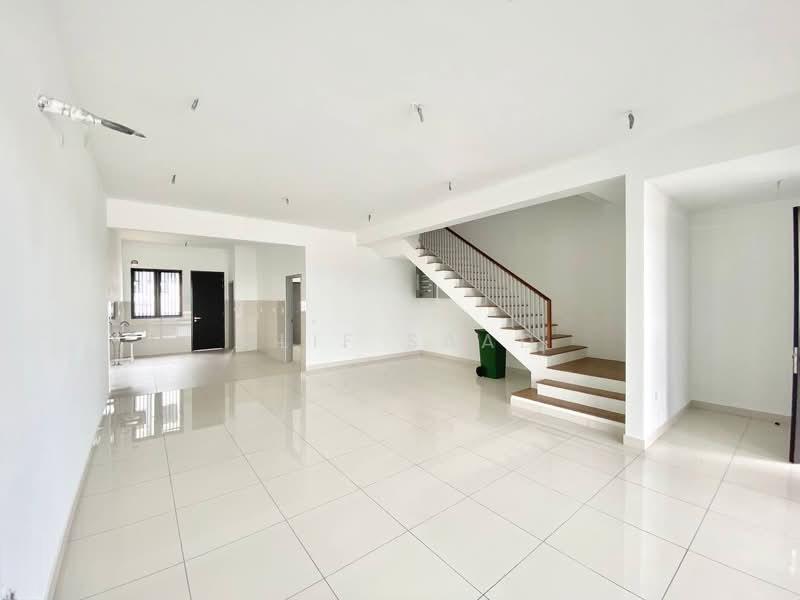 Elmina Green Six - 3