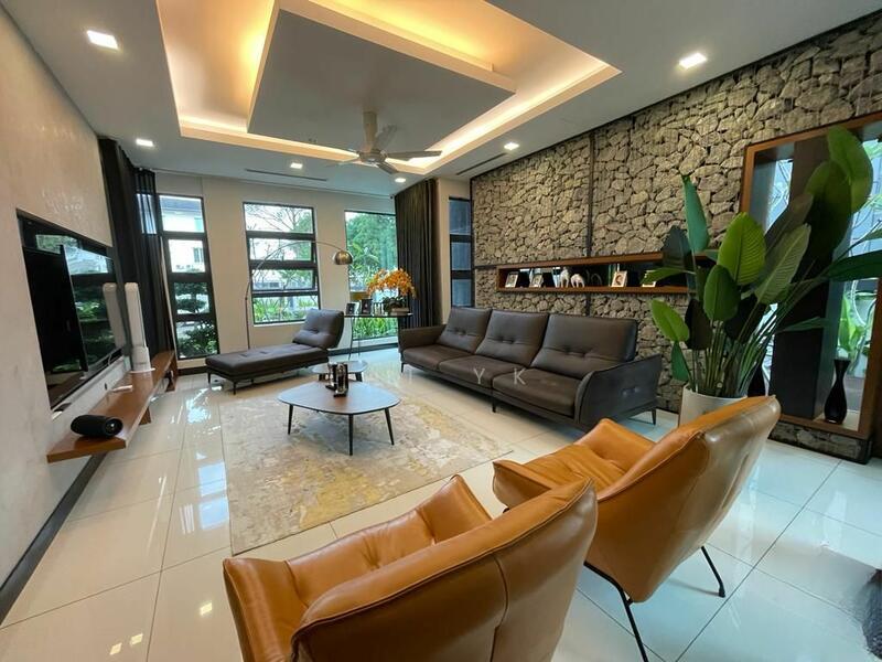 Bungalow at Subang Heights - 3