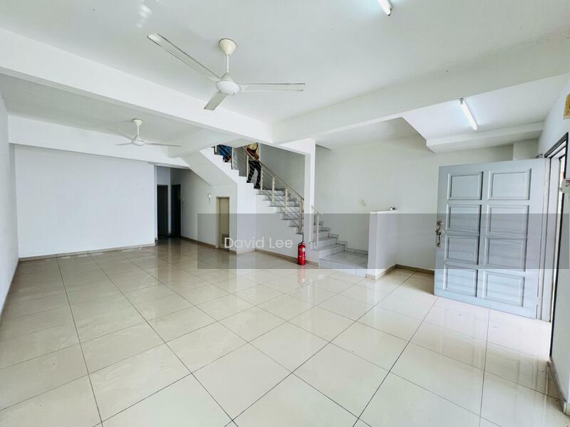 Coral Emerald West - 1