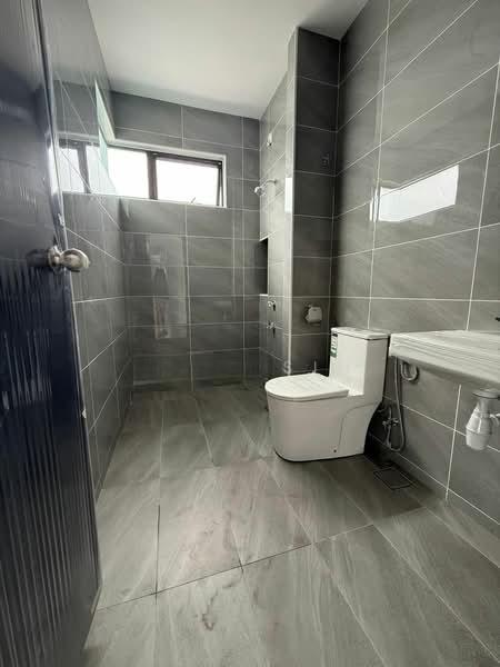 Taman Austin Duta - 4