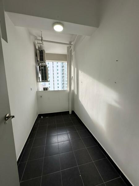 Straits Garden Condominium - 2