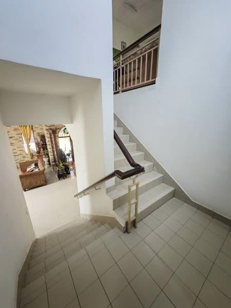 Bandar Springhill - 3
