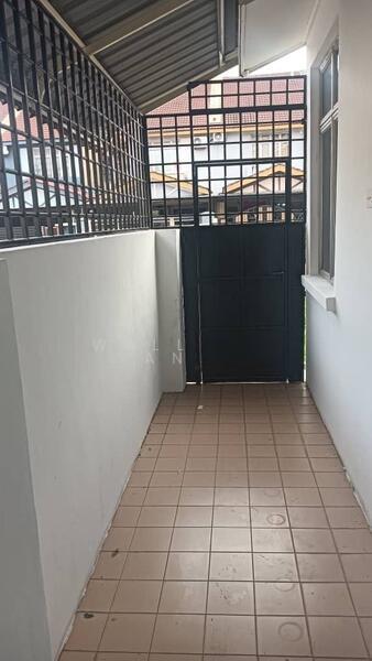 Taman Kempas Indah - 4