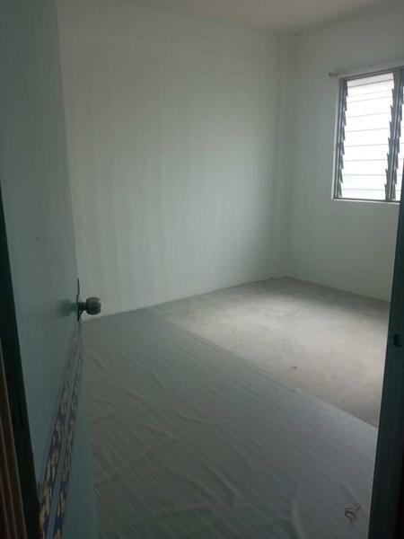 Taman Industrial Lembah Jaya Flat - 3