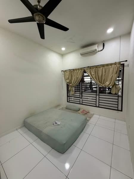 Bandar Putra Jalan Bangau - 2