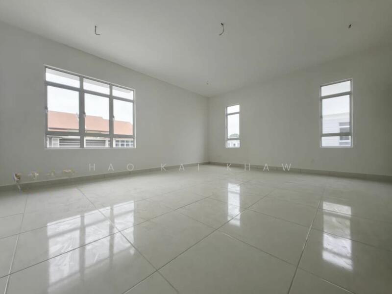 Semi-Detached House at Glenmarie Cove - 4