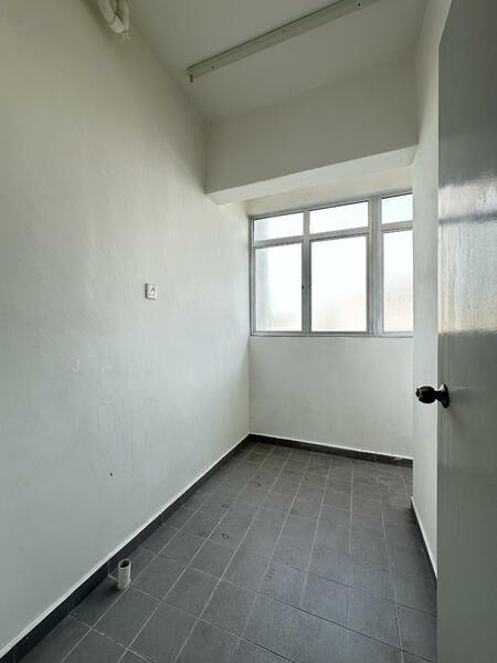 The Golden Triangle Condominium - 4