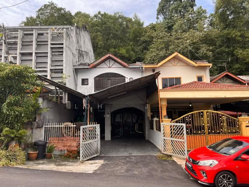 Taman Pinggiran Templer - 1