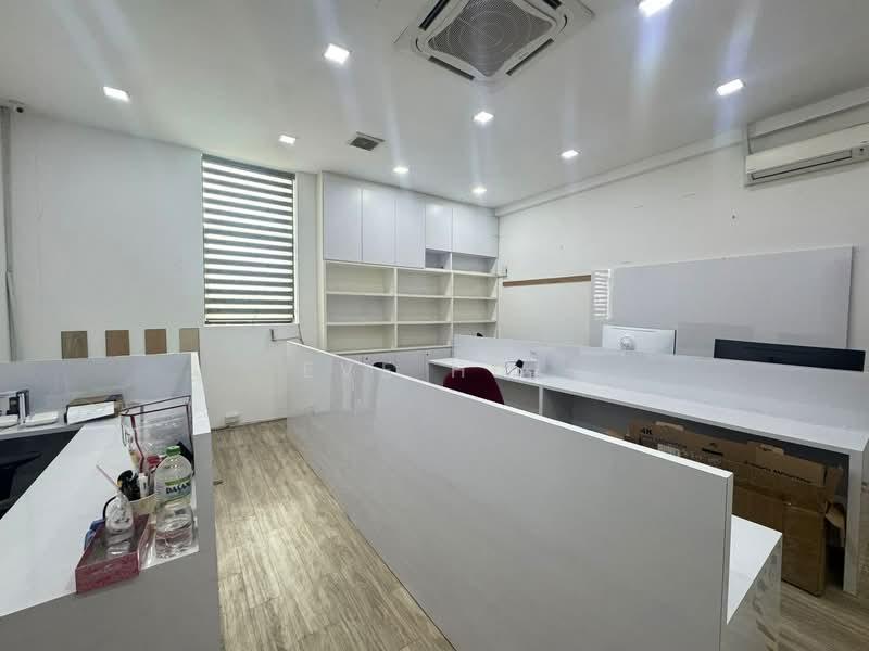 Eco Business Park 1 - 5