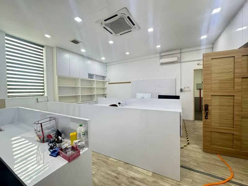 Eco Business Park 1 - 2