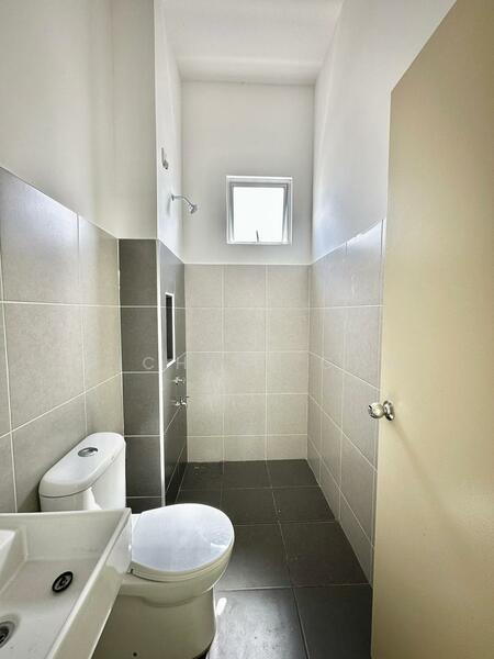 Jalan Bayan 6, Bandar Putra - 4