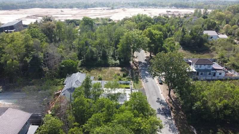 Bangi CHEAPEST STRATEGIC Bungalow Lot Bandar Bukit Mahkota Seksyen 9 Bangi - 2