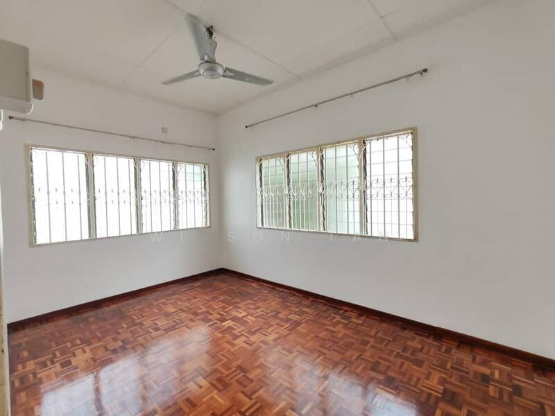 Taman Nong Chik - 4
