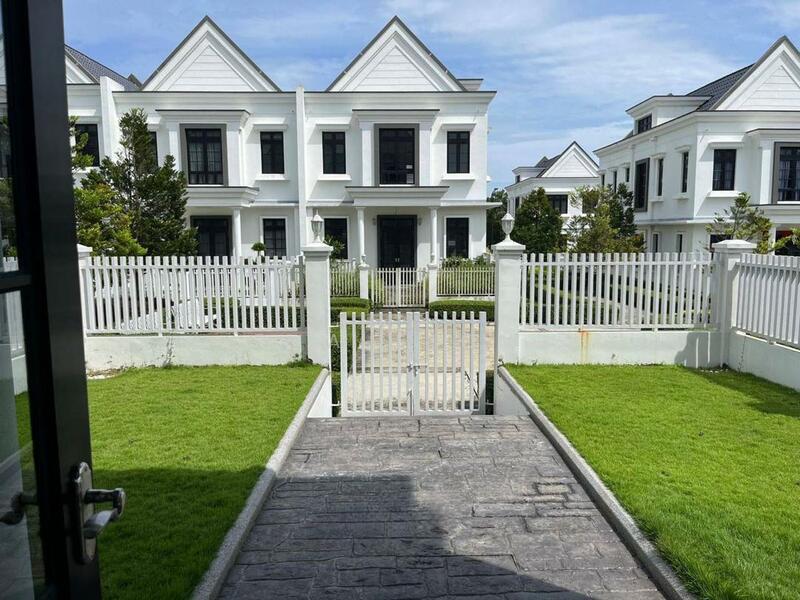 Eco Botanic @ The Chateau Grassten - 1