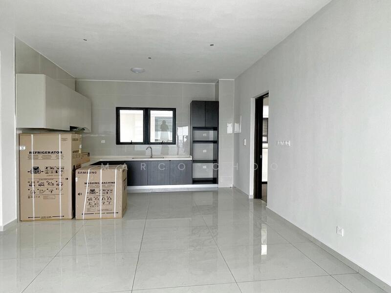 Amberside @ Country Garden Danga Bay - 2