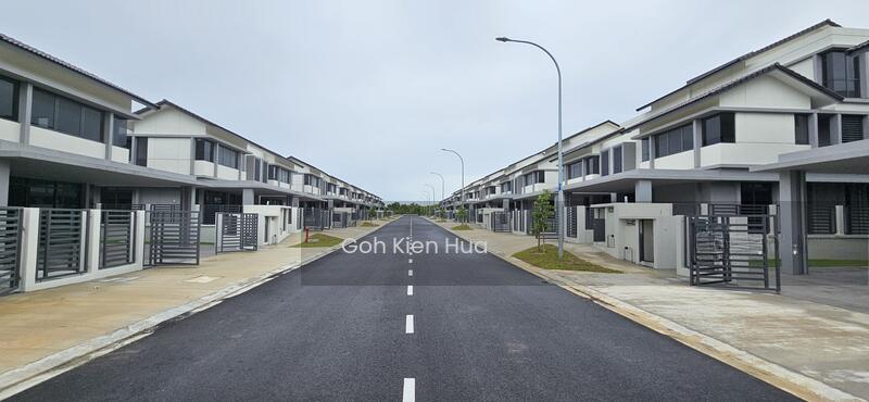 Brand New 3 Stry Corner Lot Semi-D @ Amverton Hills, Sg Buloh, Selangor - 2