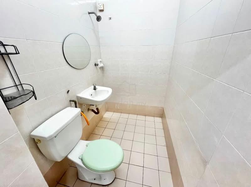 200k Below Market Value Double Stry Landed Jln Pending Bandar Puteri Klang - 5