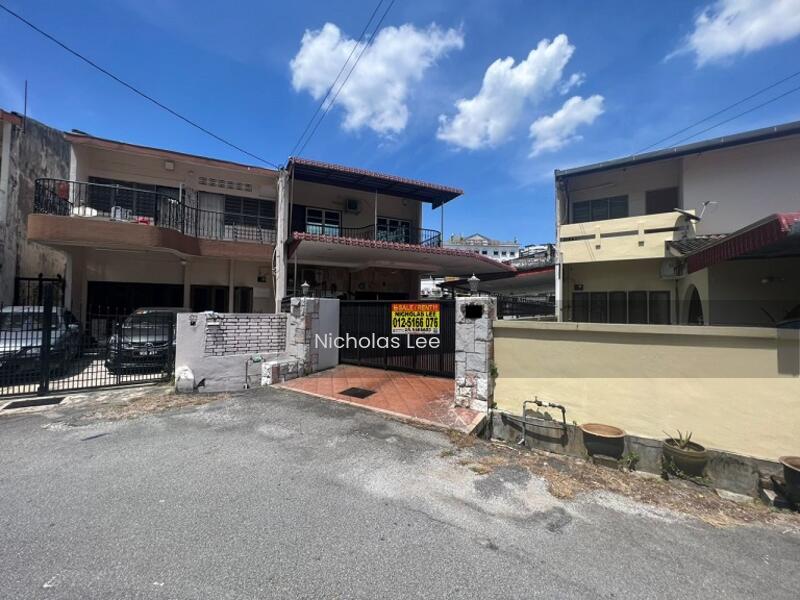 Double Storey Corner House at Fair Park - 2