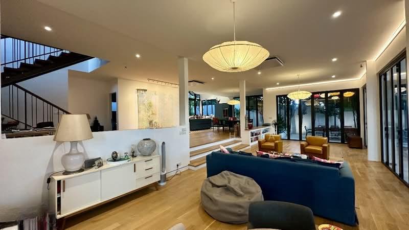 Guarded Street, Bangsar - 1