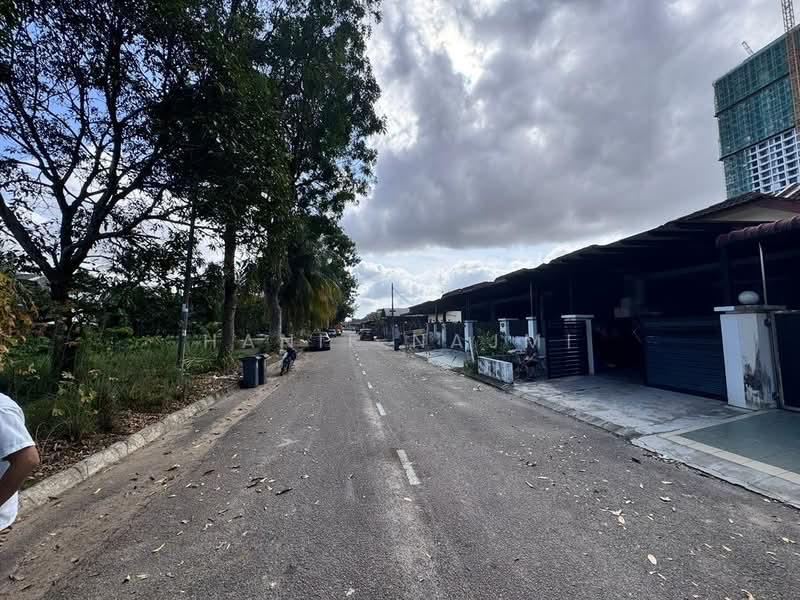 Taman Kempas Indah - 5