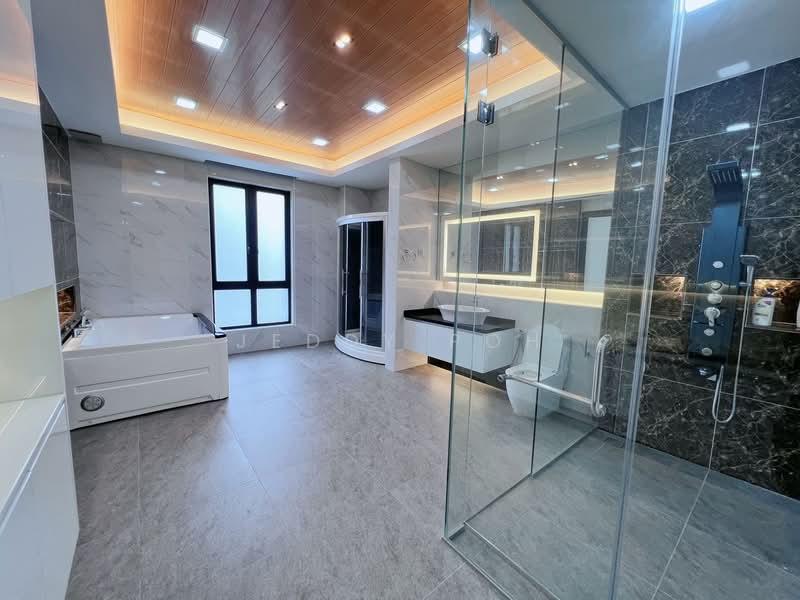 The Gardens @ Polo Park - 5