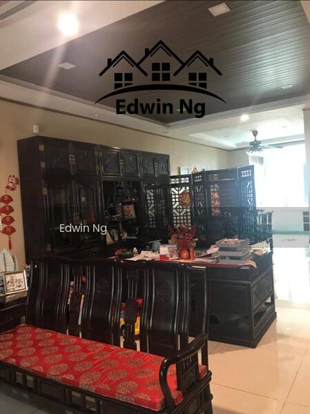 Raffles Residence 199 - 1