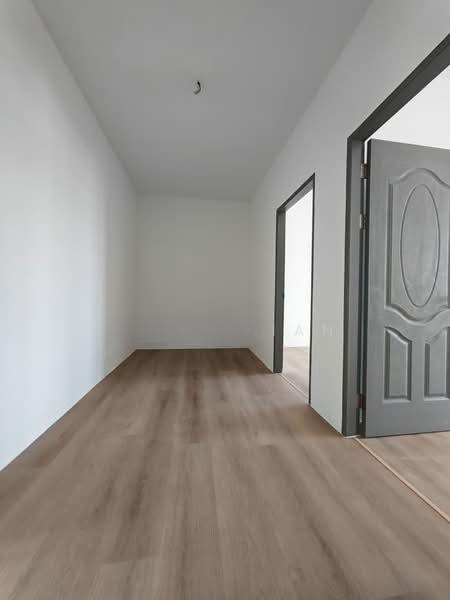 Brand New Double Storey Intermediate - 4