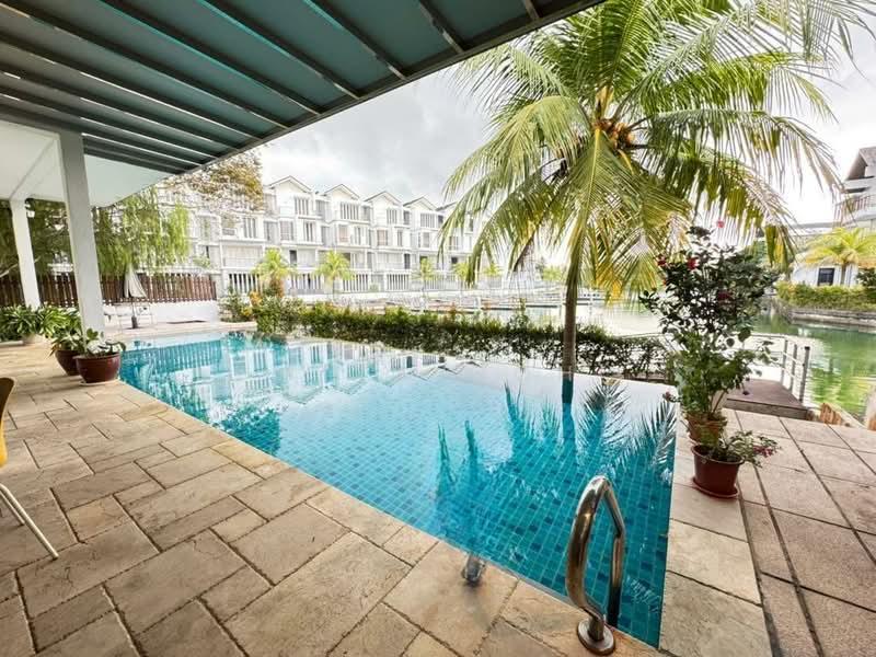 Emerald Bay @ Puteri Harbour - 1