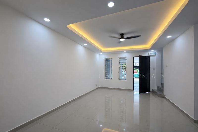 Fully Renovated Double Storey Terrace Taman Kantan Permai - 5