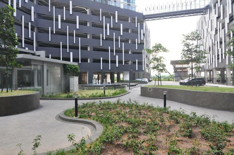 Kenwingston Square Garden - 5