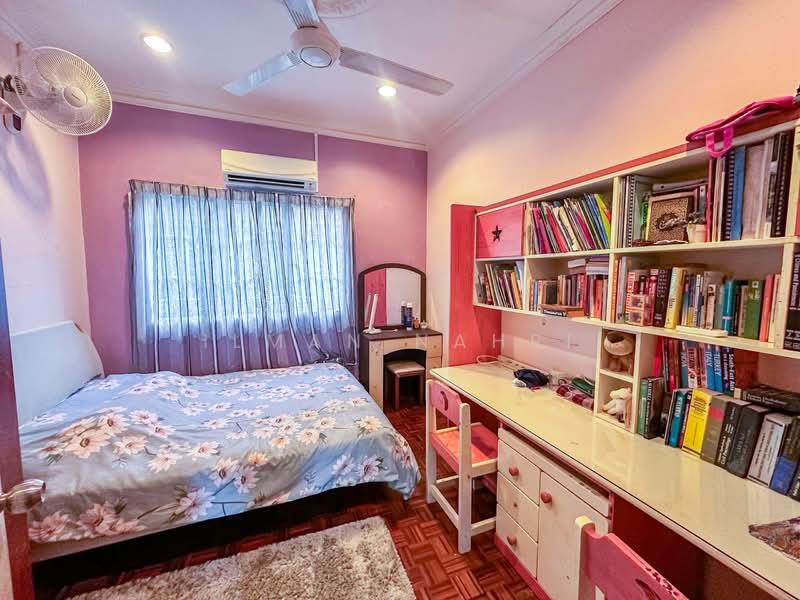 Taman Seri Ampang - 5