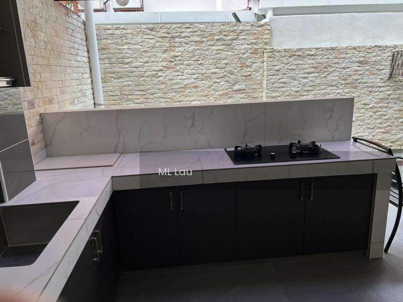 Terrace house at Taman Danau Desa - 5