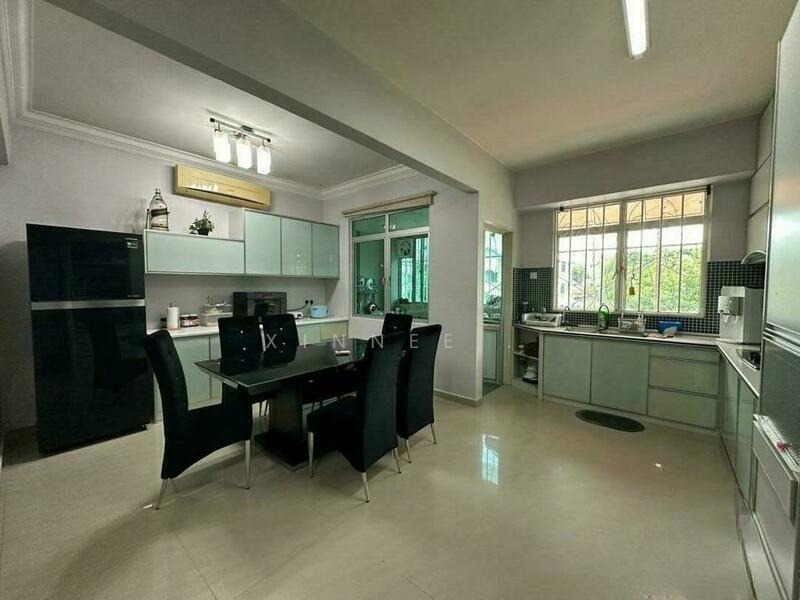 Bukit Dumbar Villa - 1