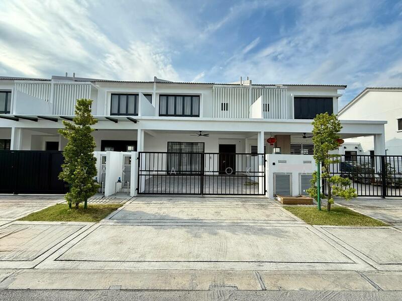 Sejati Lakeside @ Cyberjaya - 1