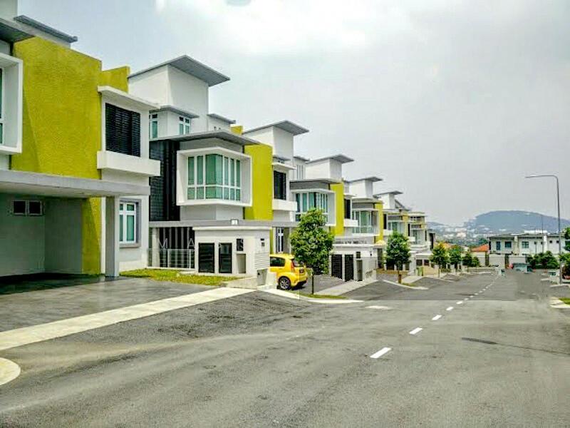 Tijani Ukay - 3