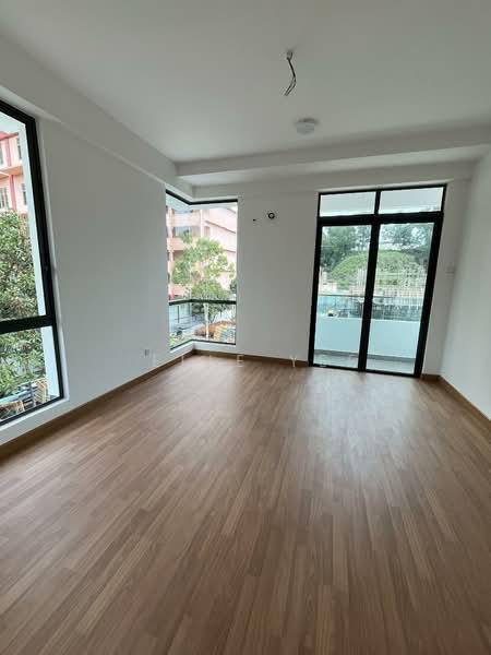Taman Connaught - 2
