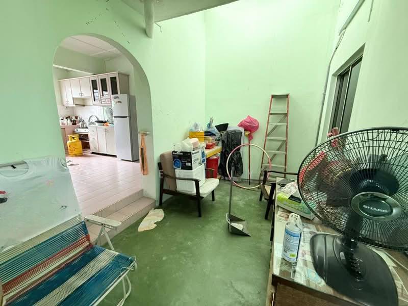 Taman Ungku Tun Aminah - 2