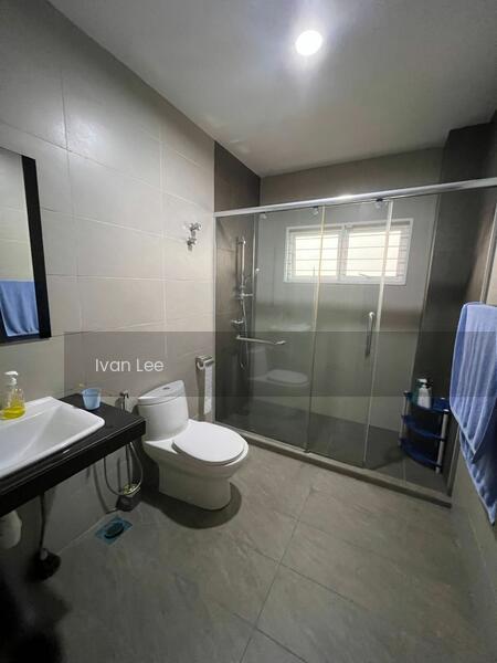 Bungalow at Seksyen 19 - 4