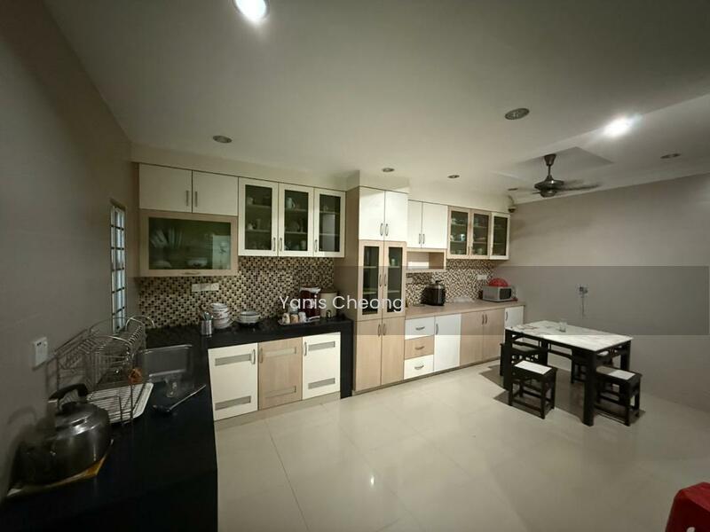 Bandar Menjalara - 3