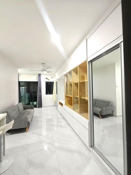 Symphony Tower (Menara Simfoni) - 1