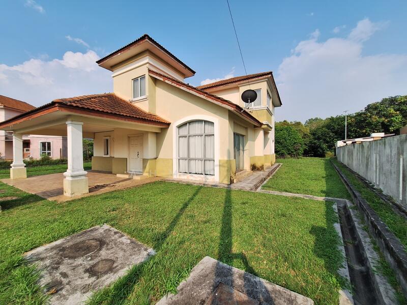 Pantai Sepang Putra - 1