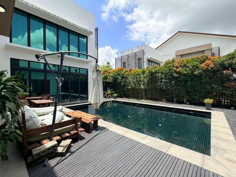 Noble Park Grand Pool Villas East Ledang - 3