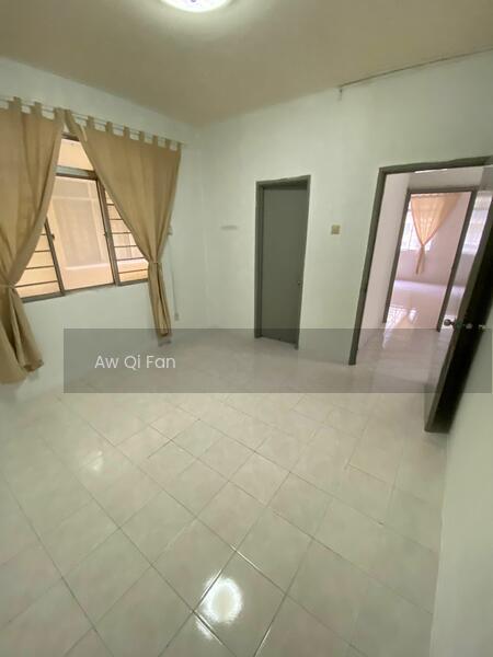 Platinum Hill PV 3 - 4