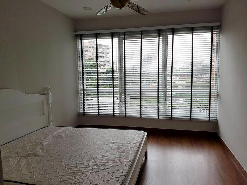 Central Park condominium - 2