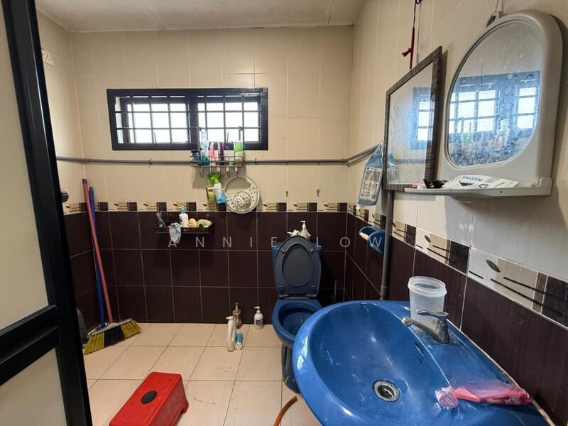 Taman Ungku Tun Aminah - 4