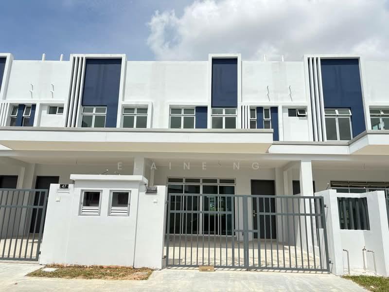 BANDAR DATO ONN , PERJIRANAN 14 - 1