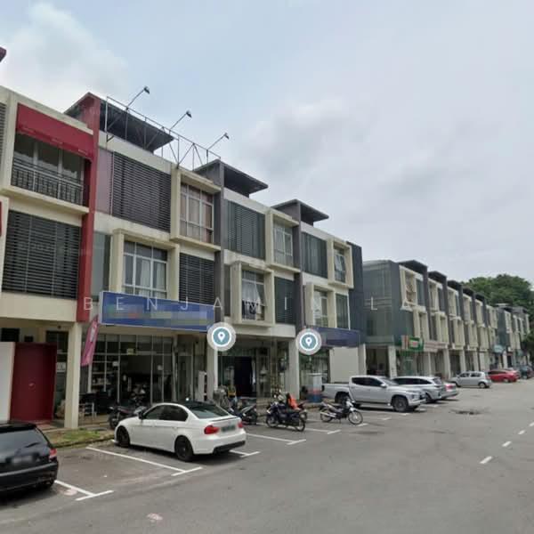 Kawasan Perniagaan Kiara, Semenyih 3 Story Shop For Sale - 1