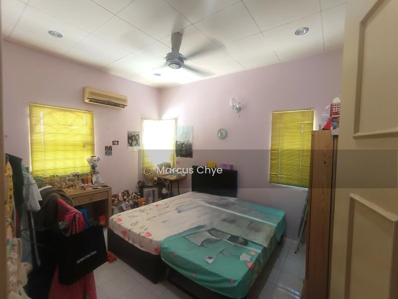 Taman Ukay Prima - 4