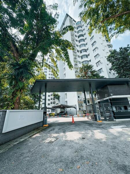 Impiana On The Waterfront Condominium - 1