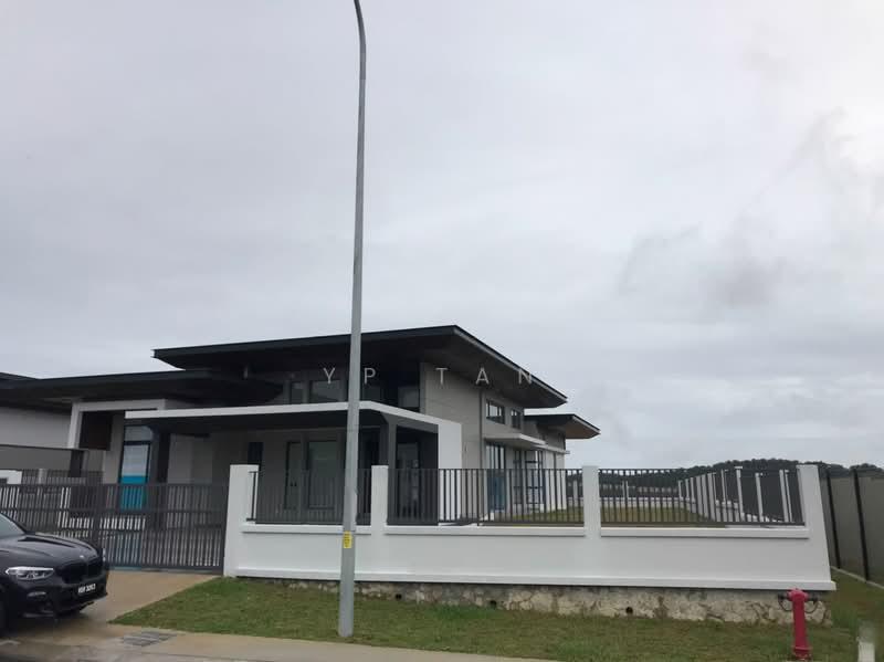 Hampton Residences - 4